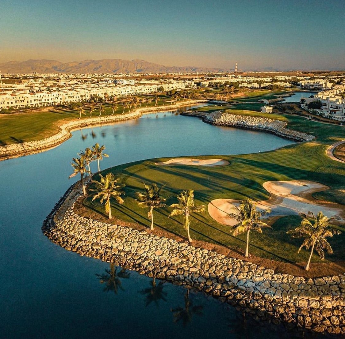 Golf Apartments 2