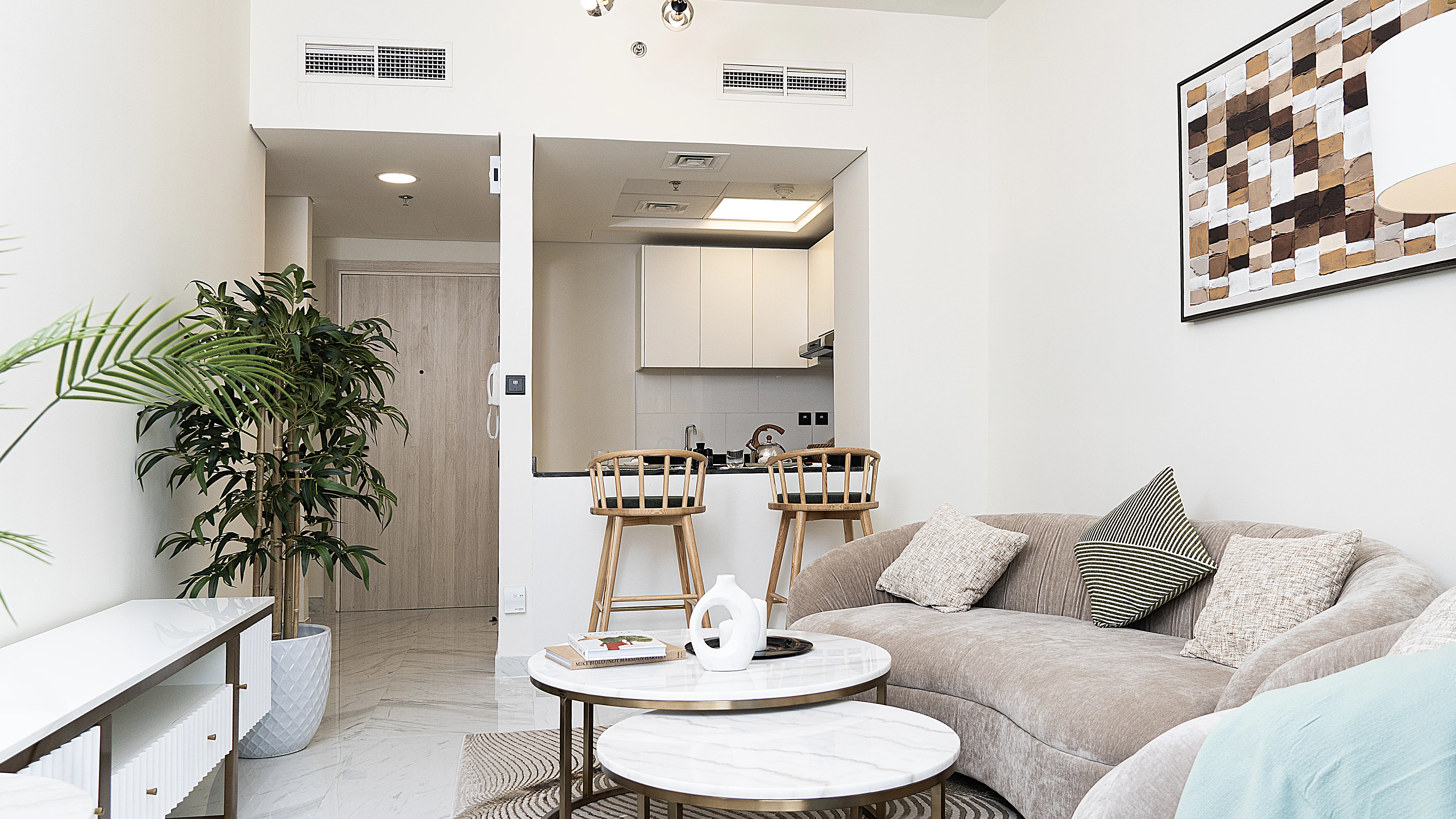RR Residence 4